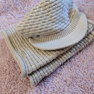 Clear out! Calvin Klein Knit Infinity Scarf & Hat